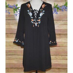 Bleuh Ciel Ladies Black Embroidered Floral Lace Up V-Neck Shift Dress Size M